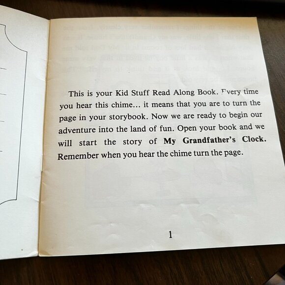 Vintage Kid Stuff Records and Book A Beginning Reader  My Grandfather's clock - Picture 3 of 11